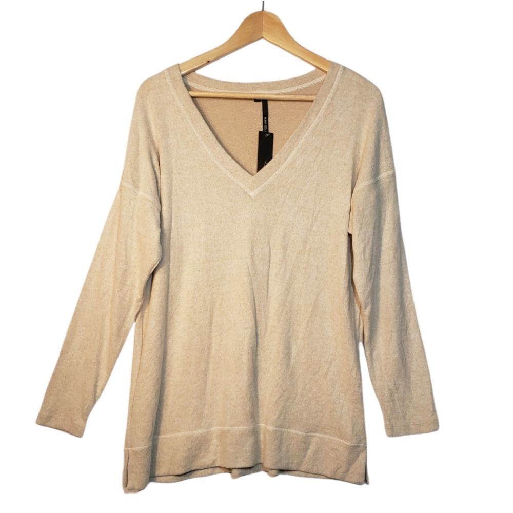 Kay Celine Vneck Sweater